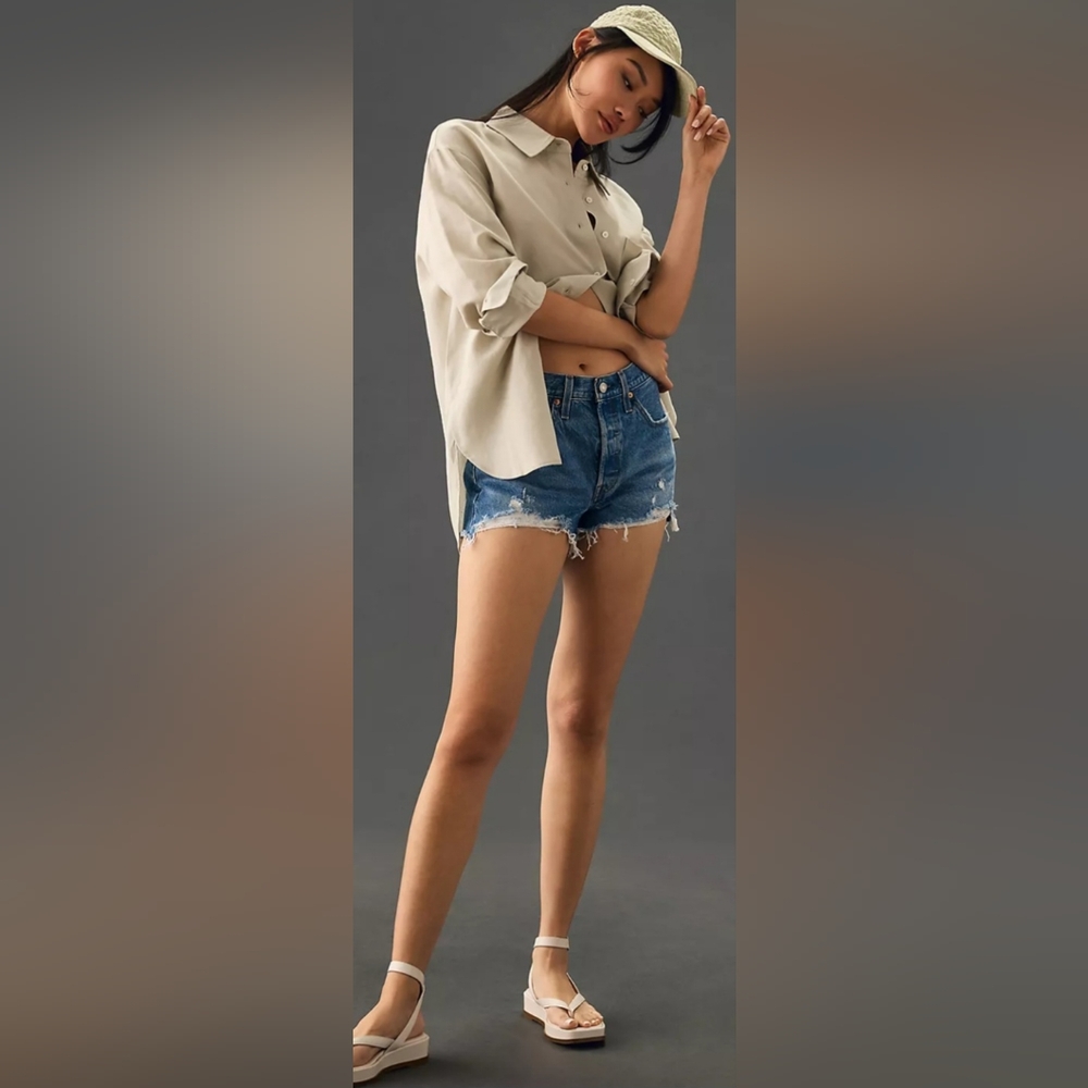 Levi's 501 distressed button fly shorts size 27